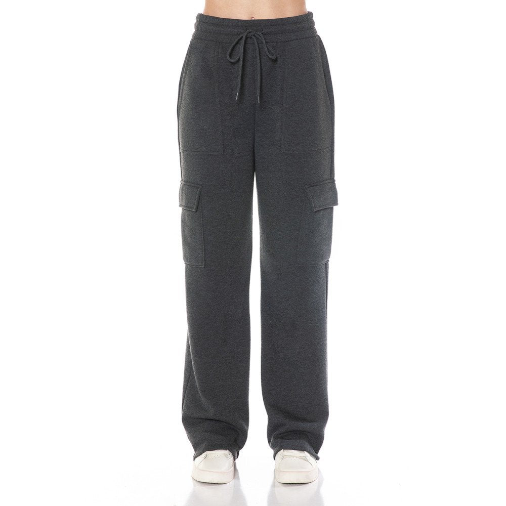 Pantalón estilo cargo de corte relajado y pierna recta, confeccionado en un tejido cómodo y abrigador