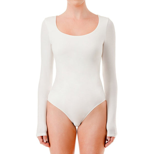 Pantiblusa o body de manga larga con diseño de escote redondo amplio y corte ceñido al cuerpo. Cuenta con un estilo minimalista y ajuste cómodo de silueta estilizada