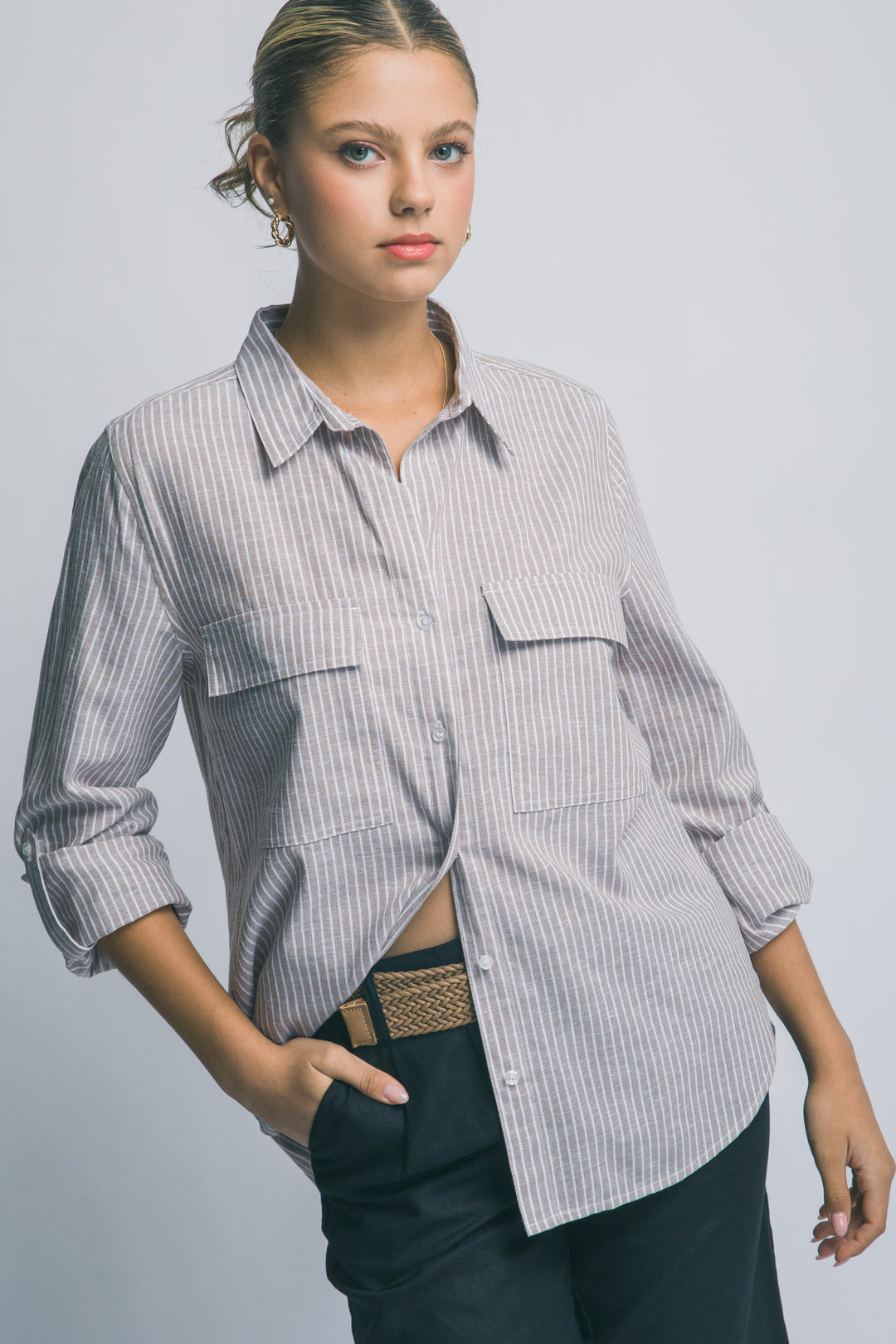 Blusa Para Mujer de Lino a Rayas Diplomáticas - Diseño con Bolsillos Frontales