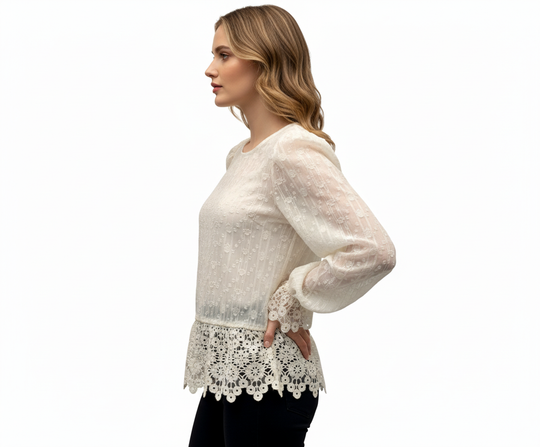 Blusa de Encaje Manga Larga