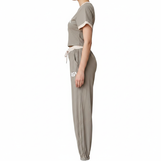 Conjunto Deportivo NASA para Mujer - Top y Pantalon Jogger