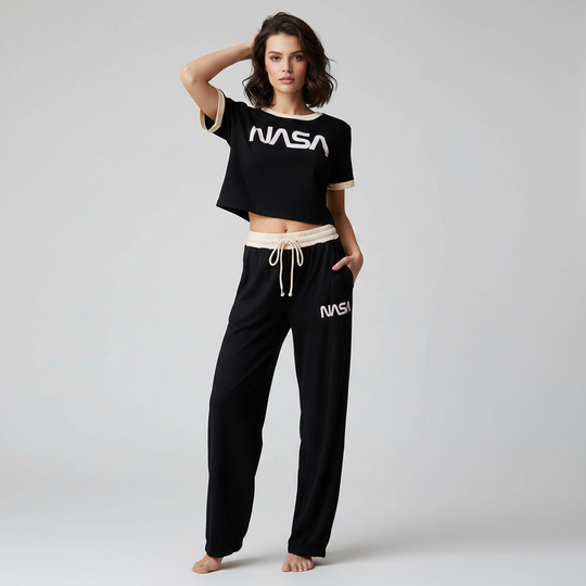 Conjunto Deportivo NASA para Mujer - Top y Pantalon Jogger